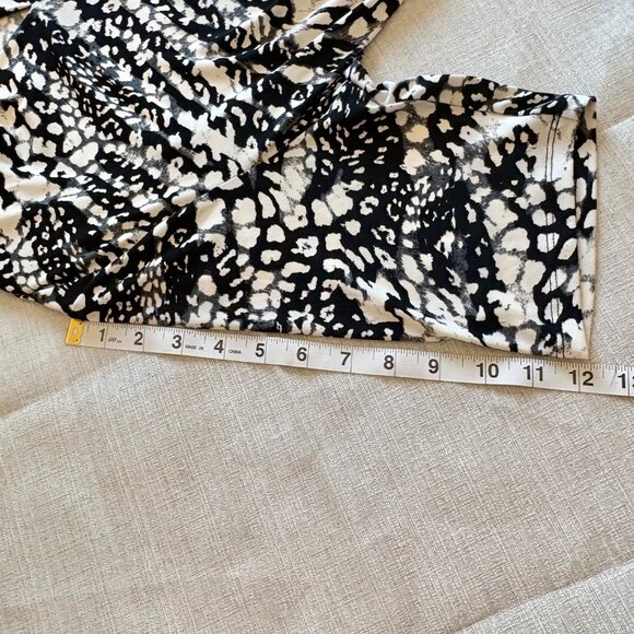 Chaus New York Black & White Womens Tunic Combo Asymmetrical Hem Top Size XL - Picture 8 of 9